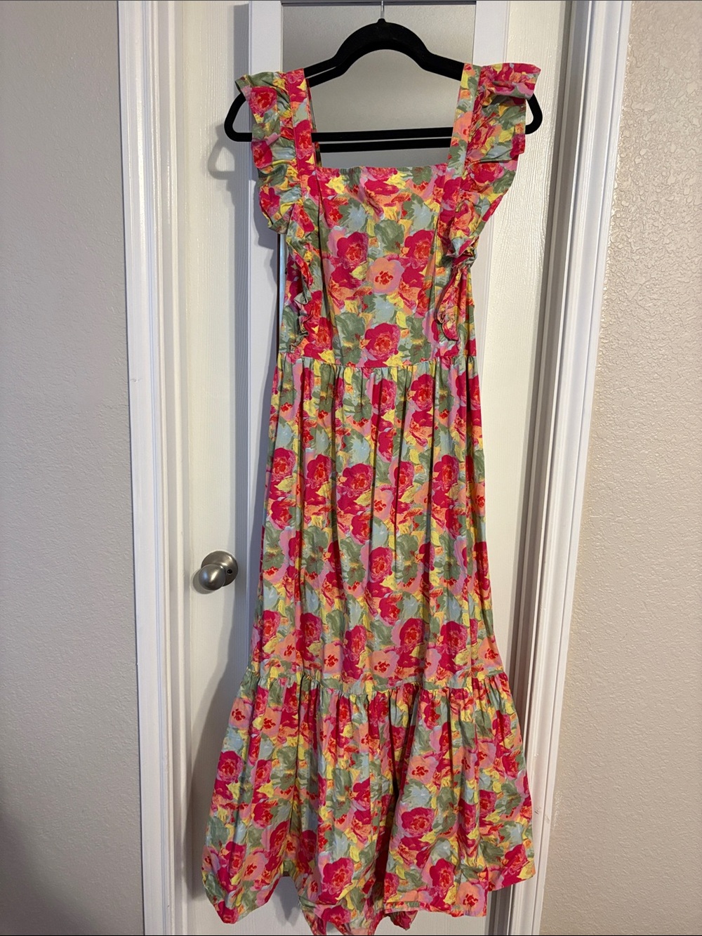 Peyton & Parker - NWOT - Ruffled Floral Maxi Dress in Pink and Green